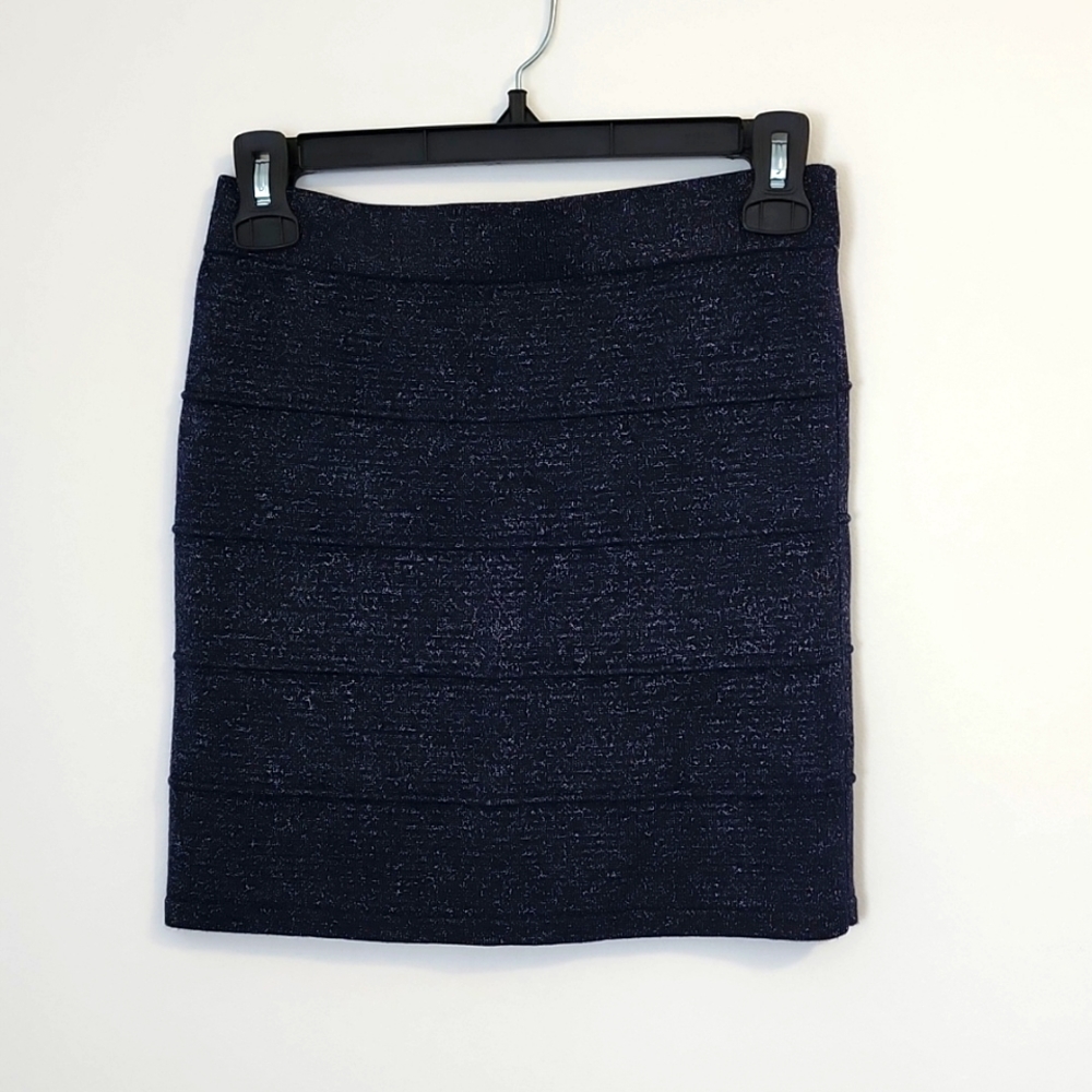 Dynamite, small, blue night color, sparkly yet simple and elegant.